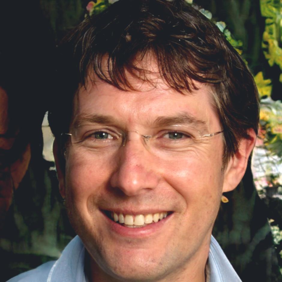 Matthias Brenner, Gründer von lumiraxentho